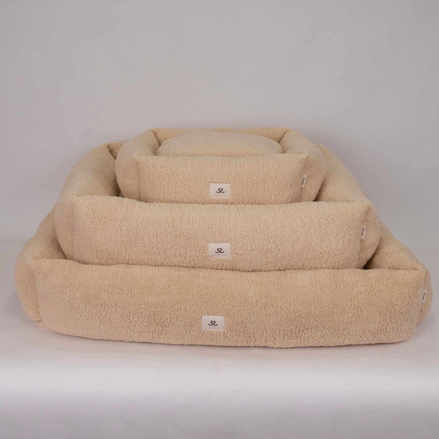 Hondenmand teddy beige