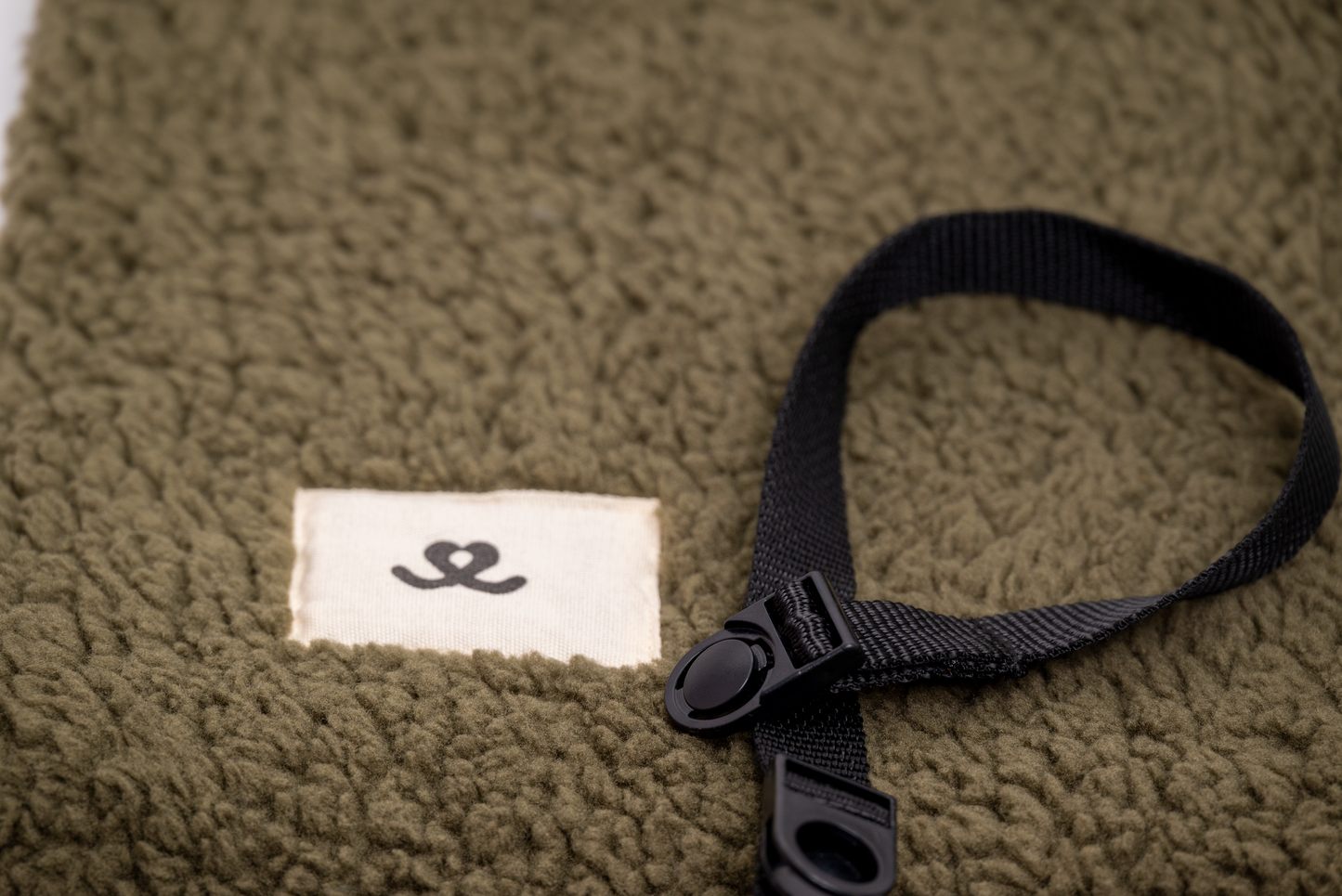 Teddy reiskleed olive